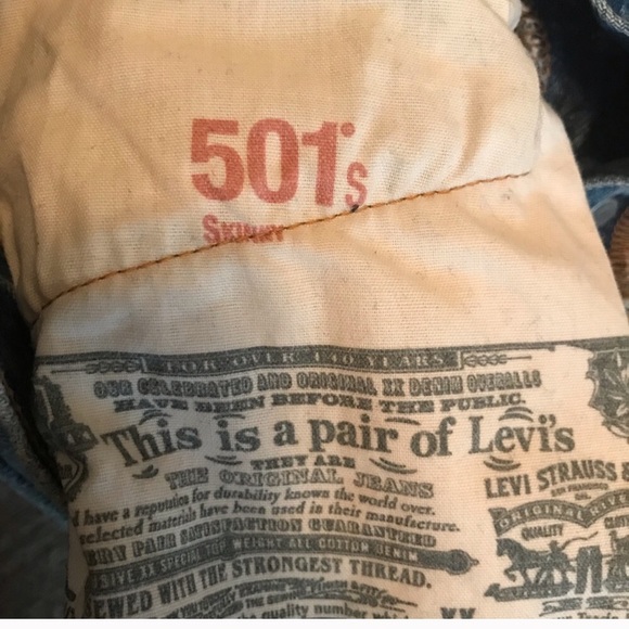 Levi’s 501 classic high waisted jeans - Picture 7 of 8